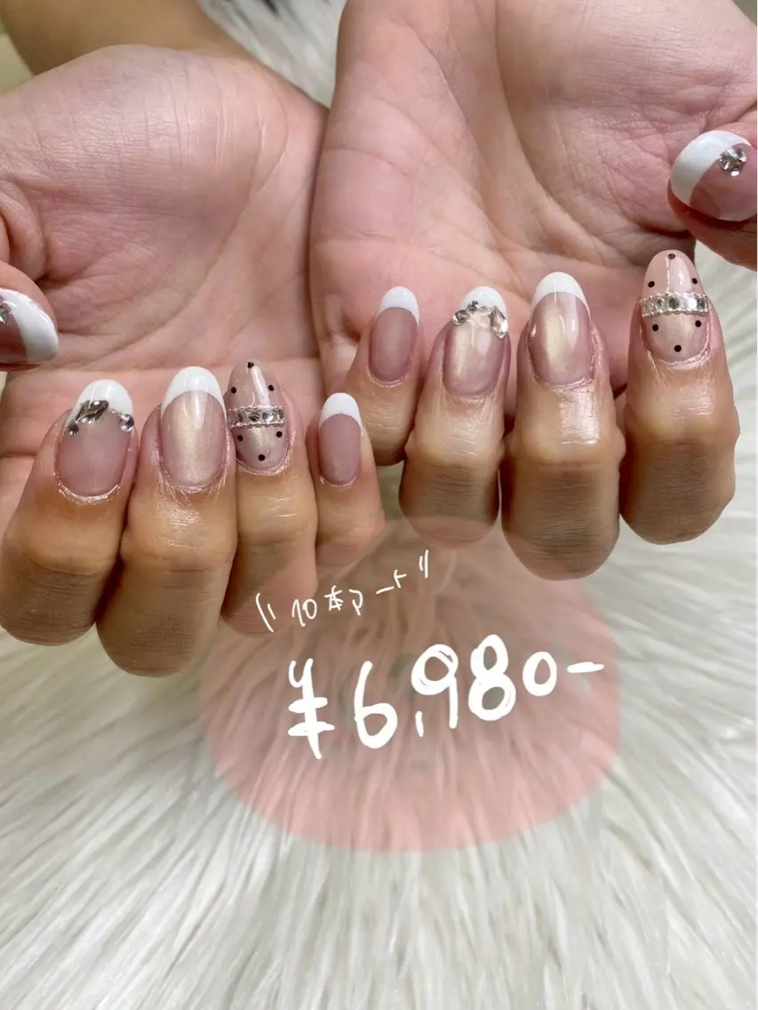 ネイル ハンドネイル フットネイル emma.nail kanakoのネイルデザイン