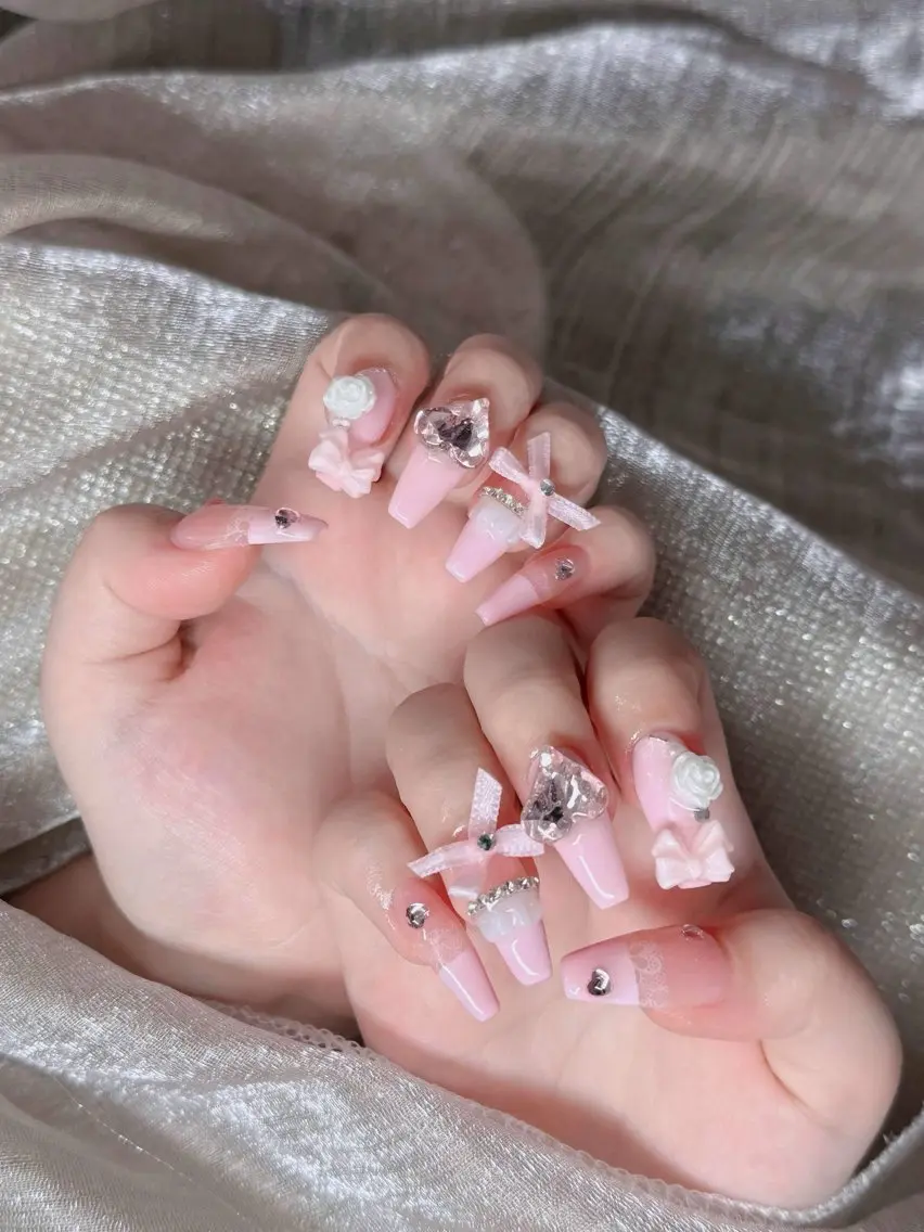ネイル 長さ出し マグネットネイル ミラーネイル ネイルチップ 冬ネイル Lee Nails チップ長さだし専門店のネイルデザイン
