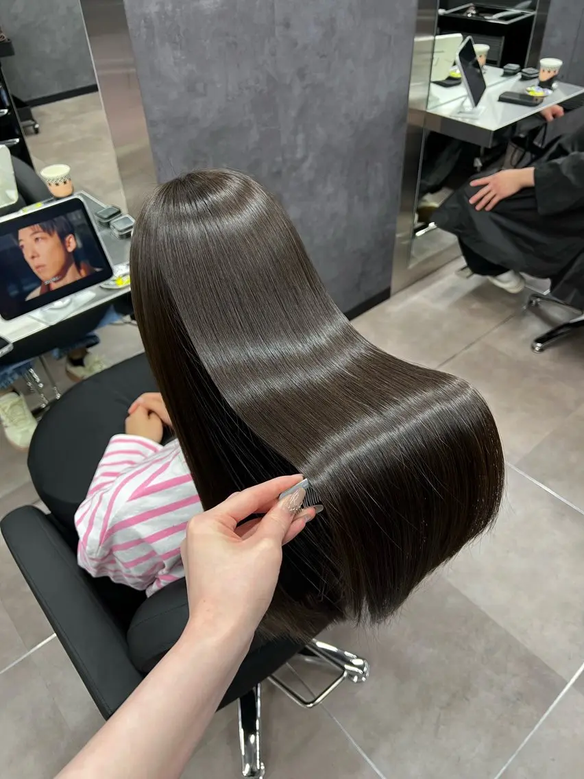 ロング カット ヘアカラー 縮毛矯正 トリートメント 🩶髪質改善/新宿 /saaya🩶のヘアスタイル