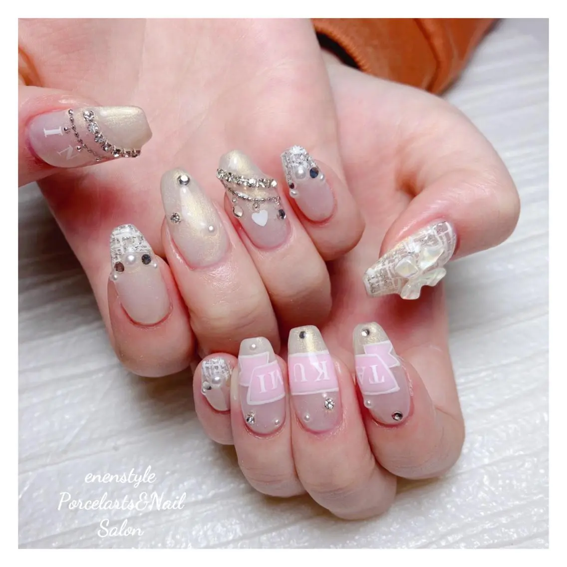 ミディアム ネイル 🐾enen style 🐾のネイルデザイン