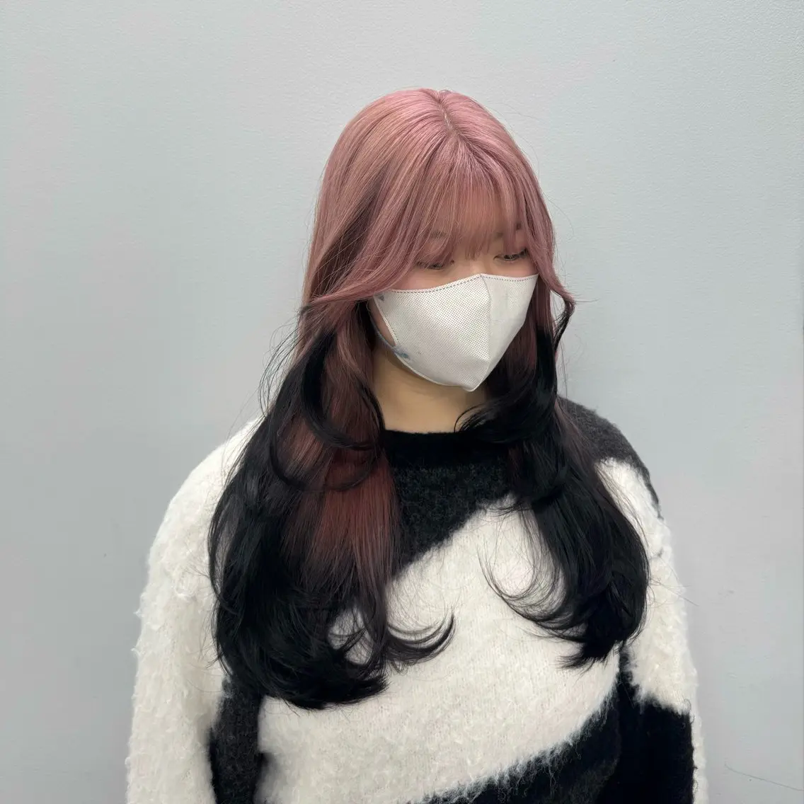【デザインカラー】 ブリーチ(全頭orリタッチ)+デザインカラー+トリートメント 🐈⬛🎀の写真