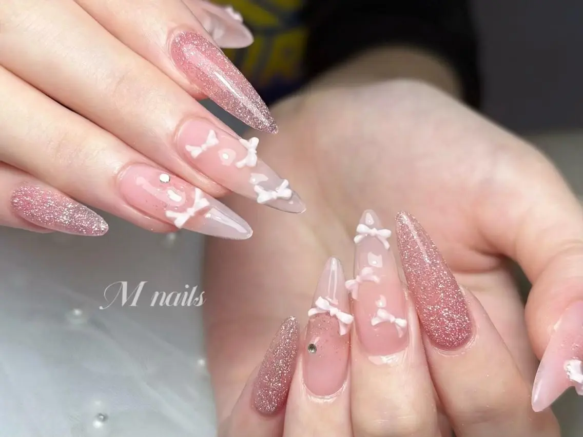 ネイル M🌷nail 長さだし専門店のネイルデザイン