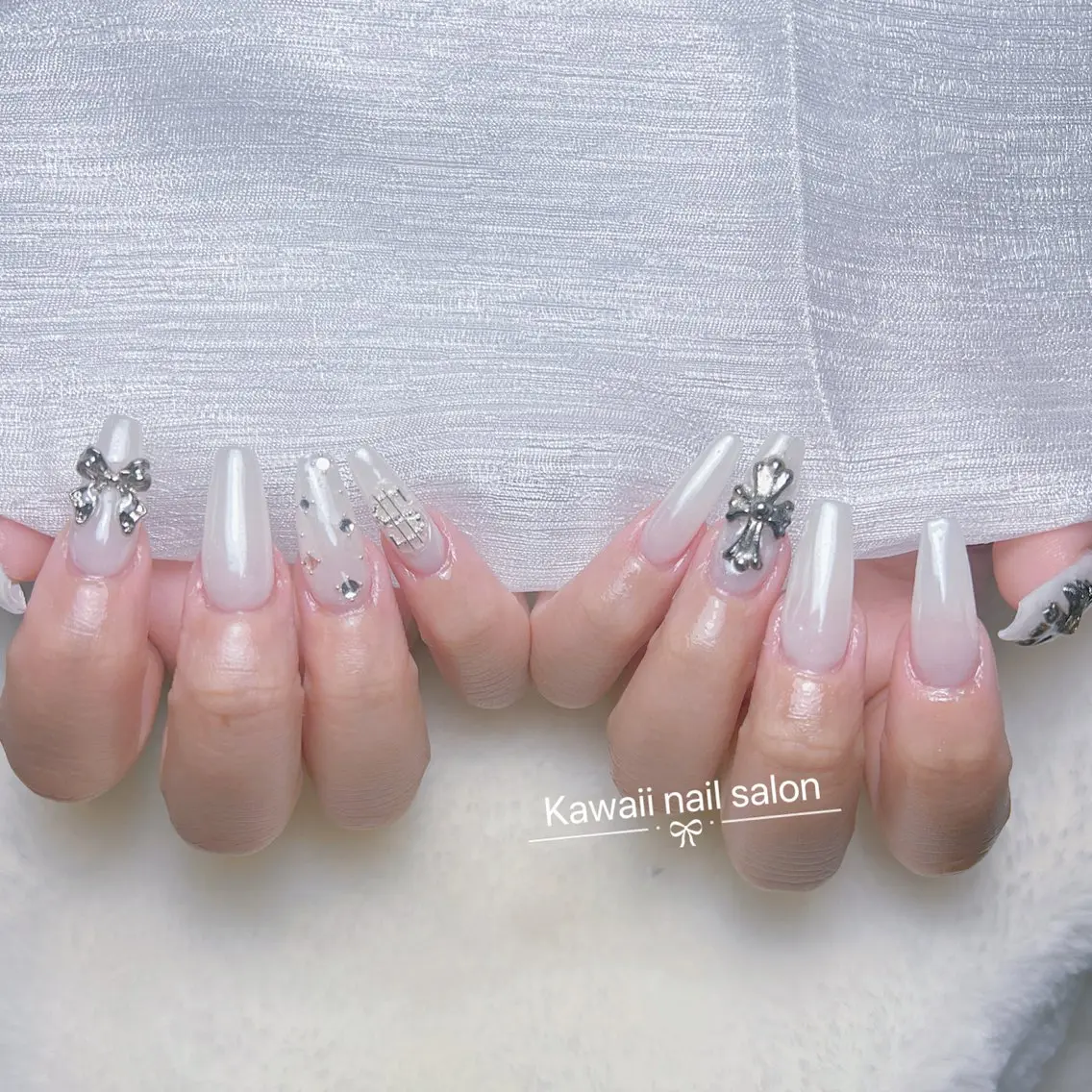 ネイル チークネイル ドット フレンチネイル 韓国ネイル レース ハンドネイル ハンドケア Kawaii Nail Salonのネイルデザイン