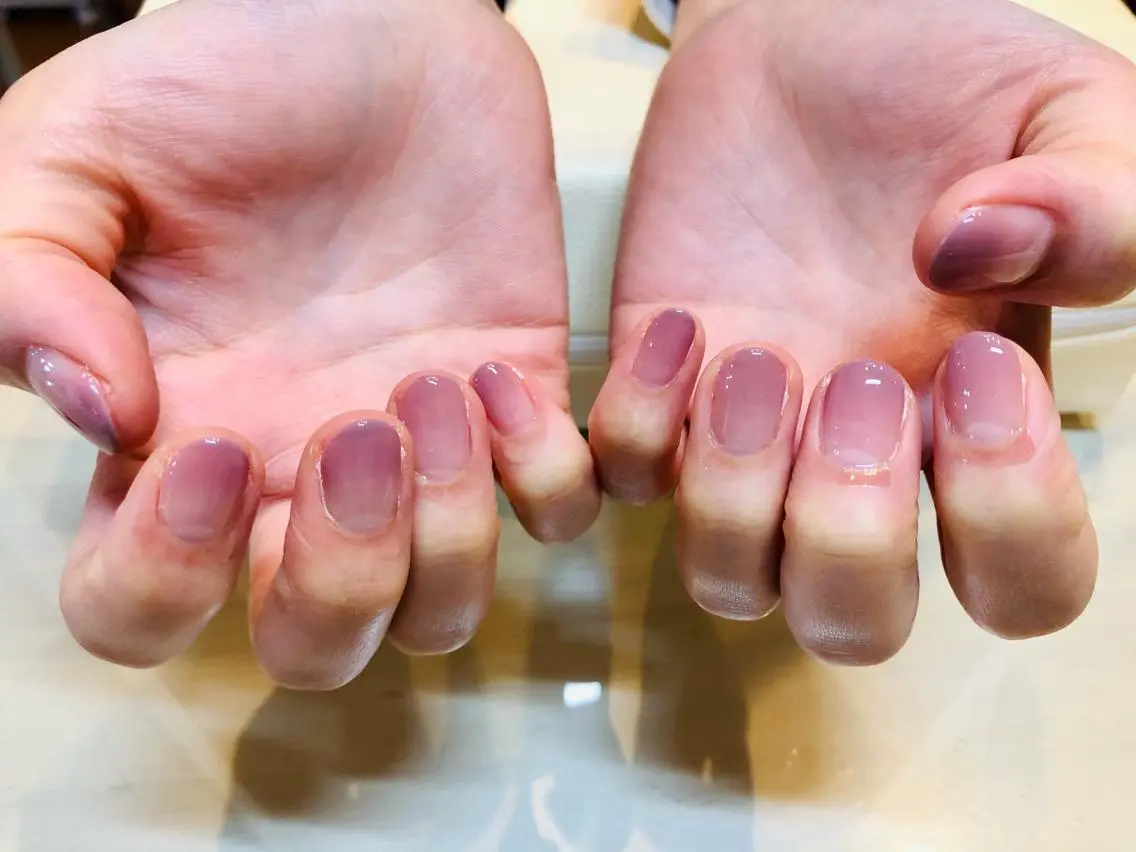 ネイル グラデーション ハンドネイル 🌿Nnail🌿 プライベートサロンのネイルデザイン