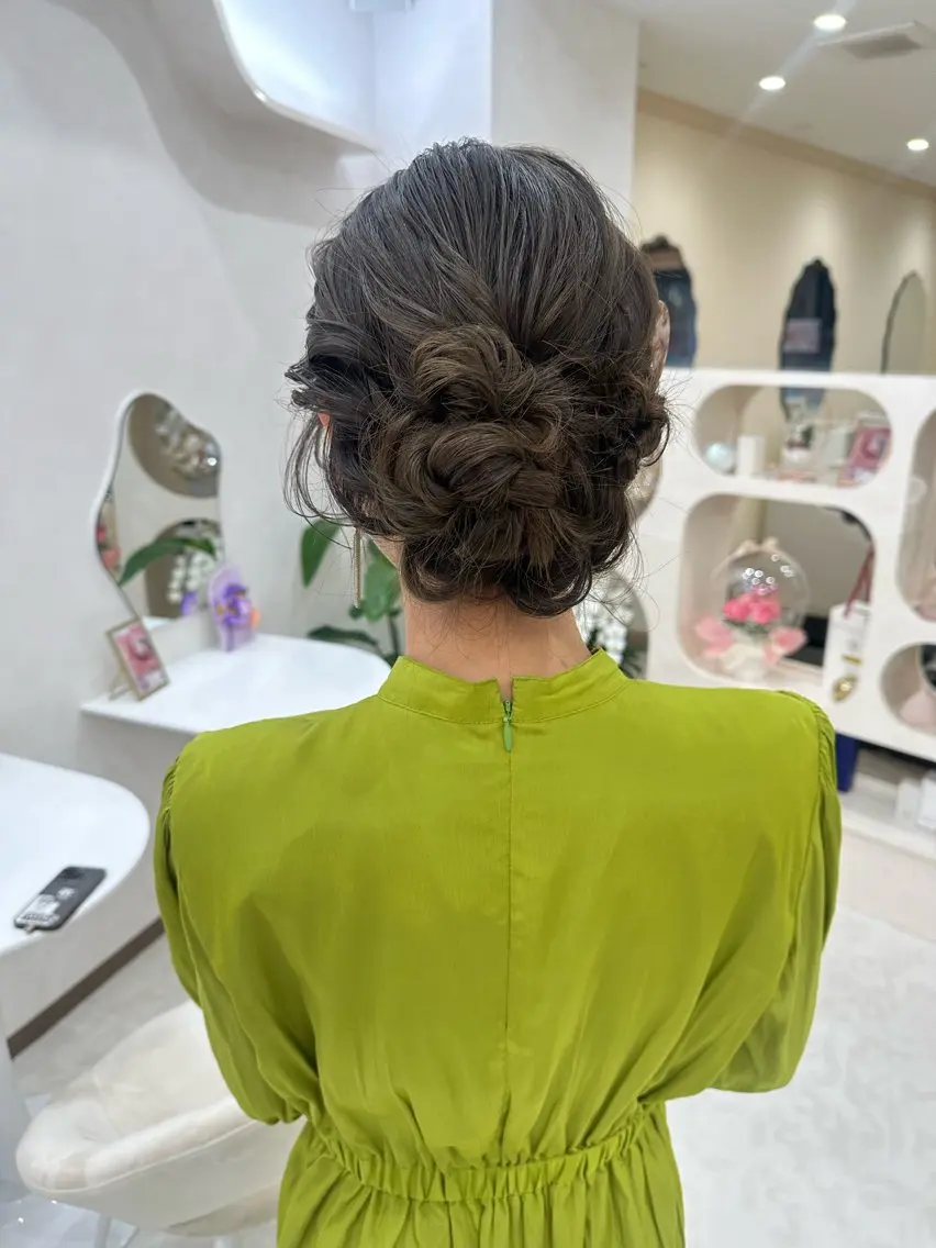 ヘアアレンジ ヘアセット cherir髪質改善 パーソナルカラー診断のヘアスタイル