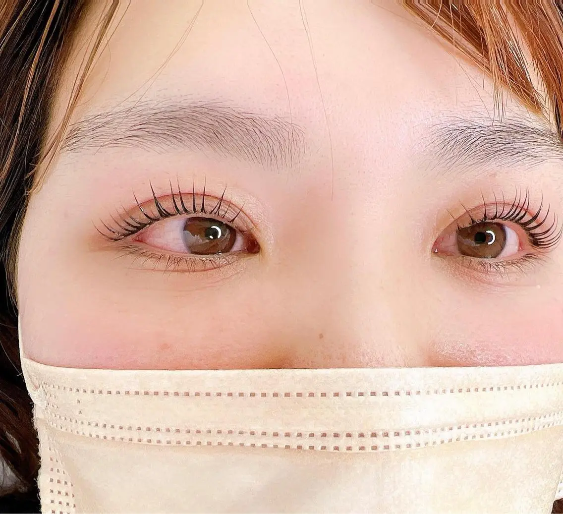マツエク・マツパ ecru. eyelashのマツエク・マツパデザイン