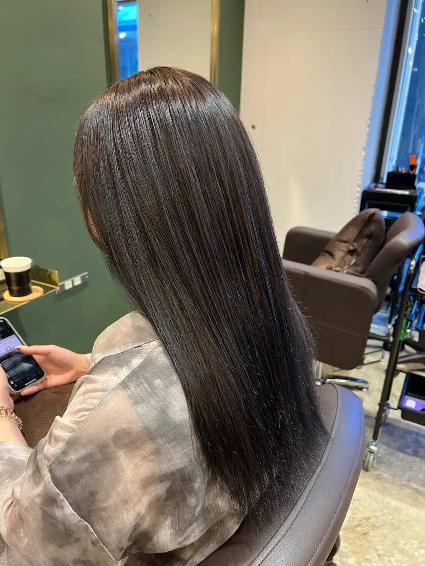 ロング カラー ハイライトカラー ハイライト ヘアカラー トリートメント ヘッドスパ カラースペシャリスト しょう🧑🏼‍🎨のヘアスタイル