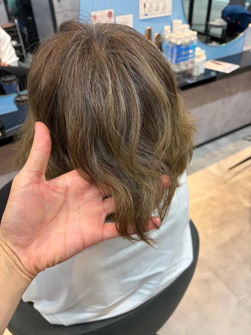 ミディアム カラー パーマ ヘアカラー トリートメント カラーモデル募集✨ IbukIのヘアスタイル