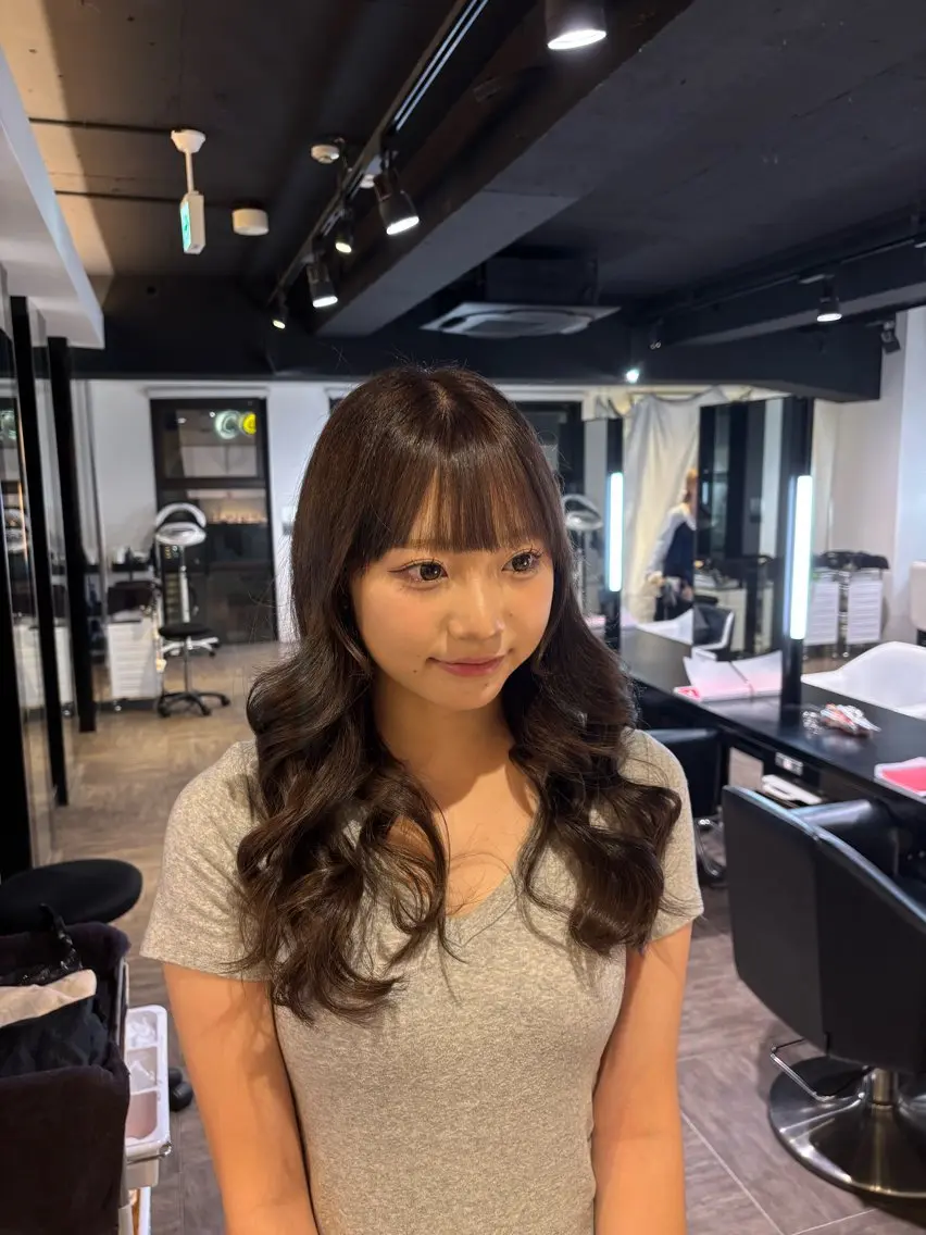 ロング カラー アッシュ アッシュブラウン ブラウンカラー 透明感カラー ヘアカラー TSUKASA カラーモデル募集中のヘアスタイル