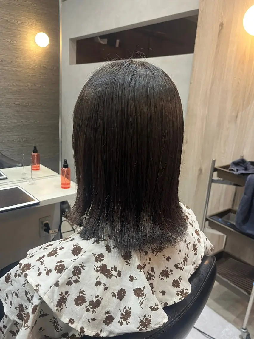 ミディアム カット NANAMI 🐈‍⬛のヘアスタイル