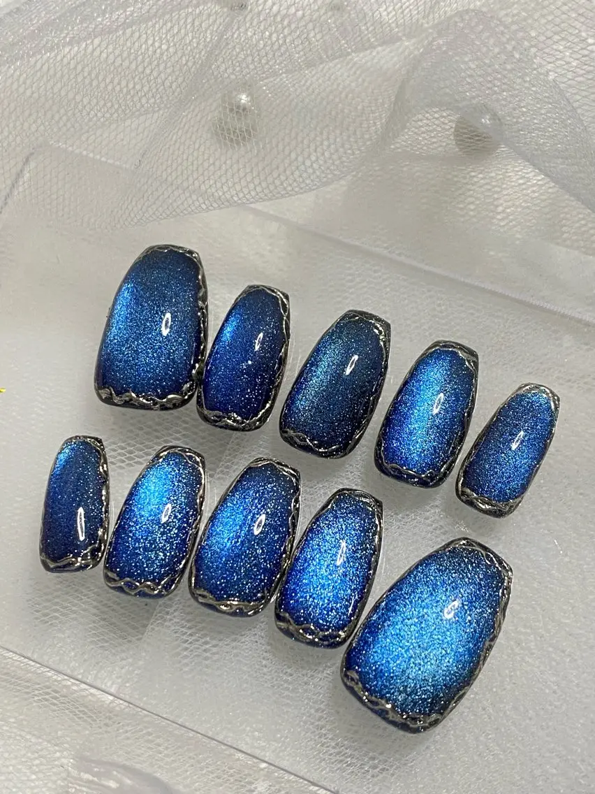 ネイル フラッシュネイル マグネットネイル ミラーネイル ✨AiNail💅 ✨高幡不動NEW ✨のネイルデザイン