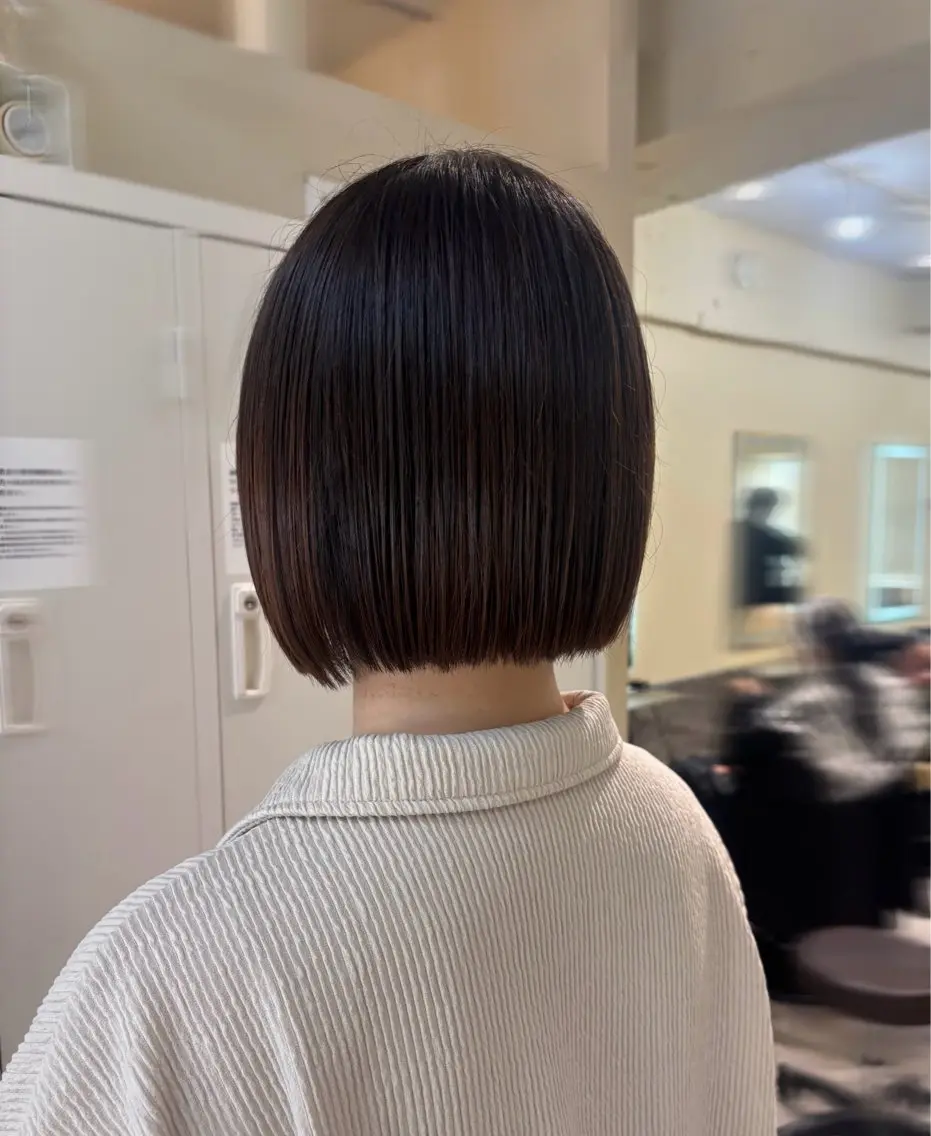 ショート 切りっぱなしボブ ボブ 飯沼 美紅のヘアスタイル