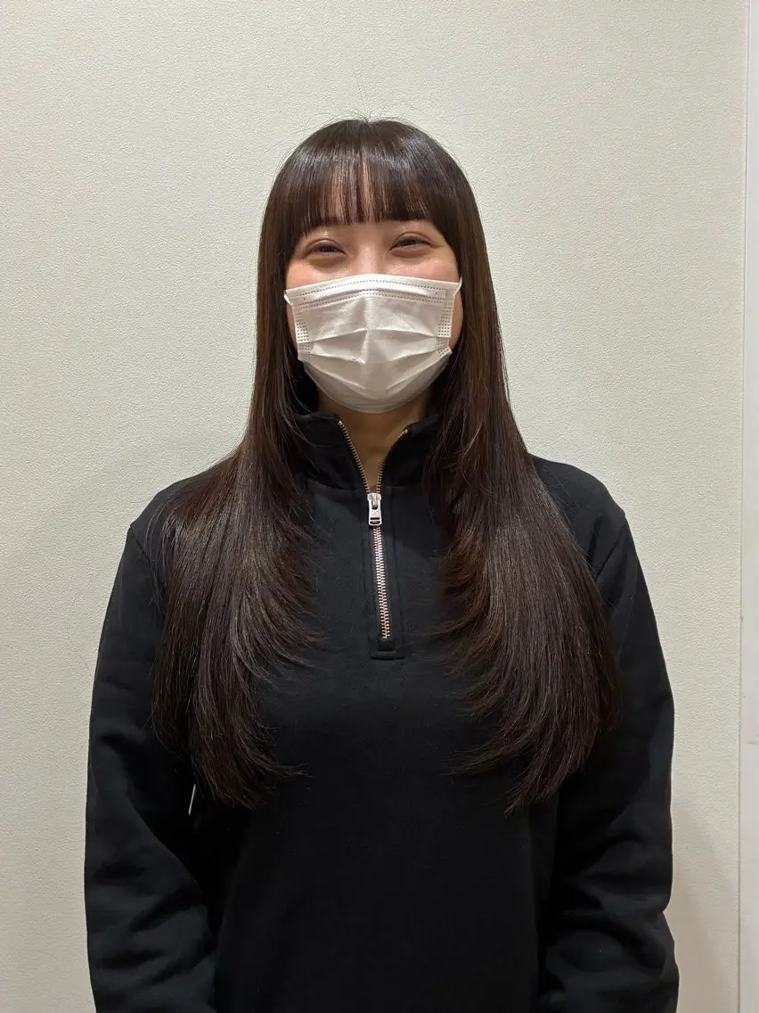 ロング 顔まわりレイヤー 顔周りカット レイヤーカット 柴田真衣 /ナチュラル/半個室のヘアスタイル