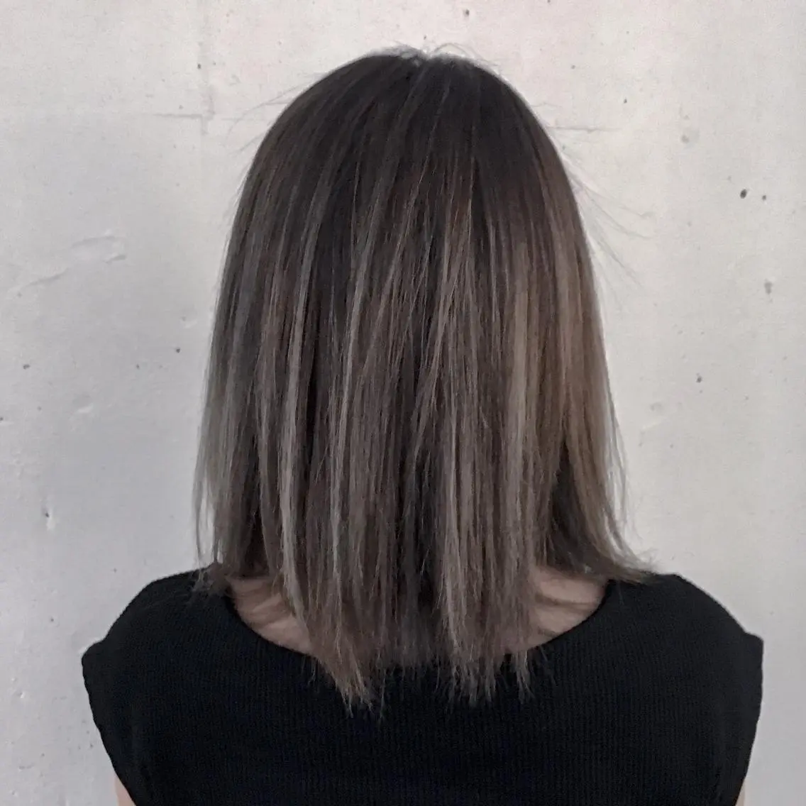 ミディアム カラー ヘアカラー トミタ アツシのヘアスタイル