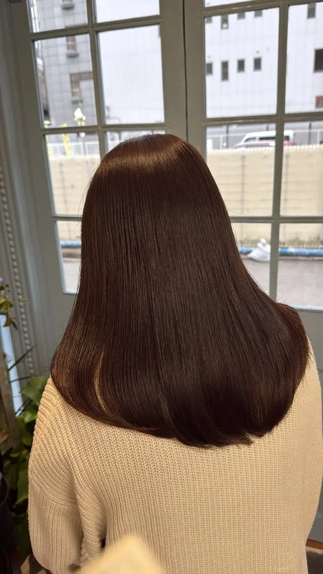 ロング カラー ブラウンカラー カット ヘアカラー トリートメント Sakura .のヘアスタイル