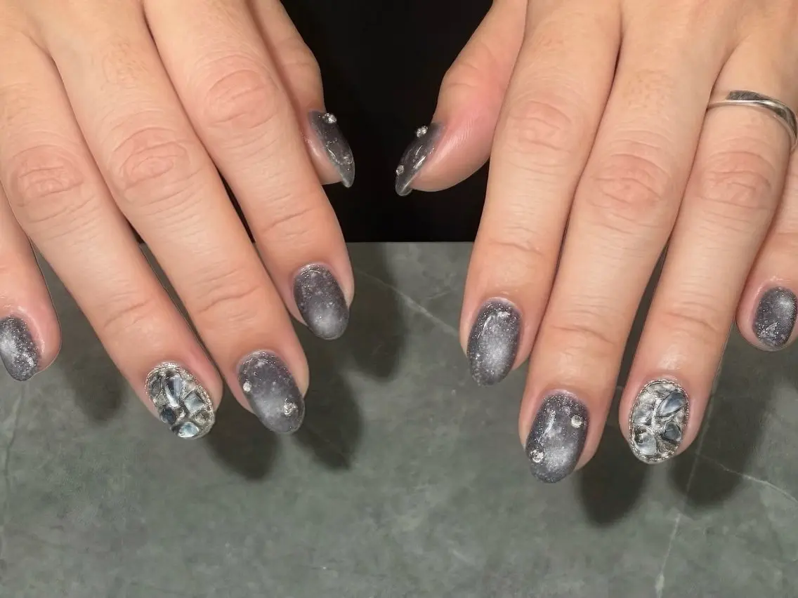 ネイル ハンドネイル NABI NAIL miharu🖤のネイルデザイン