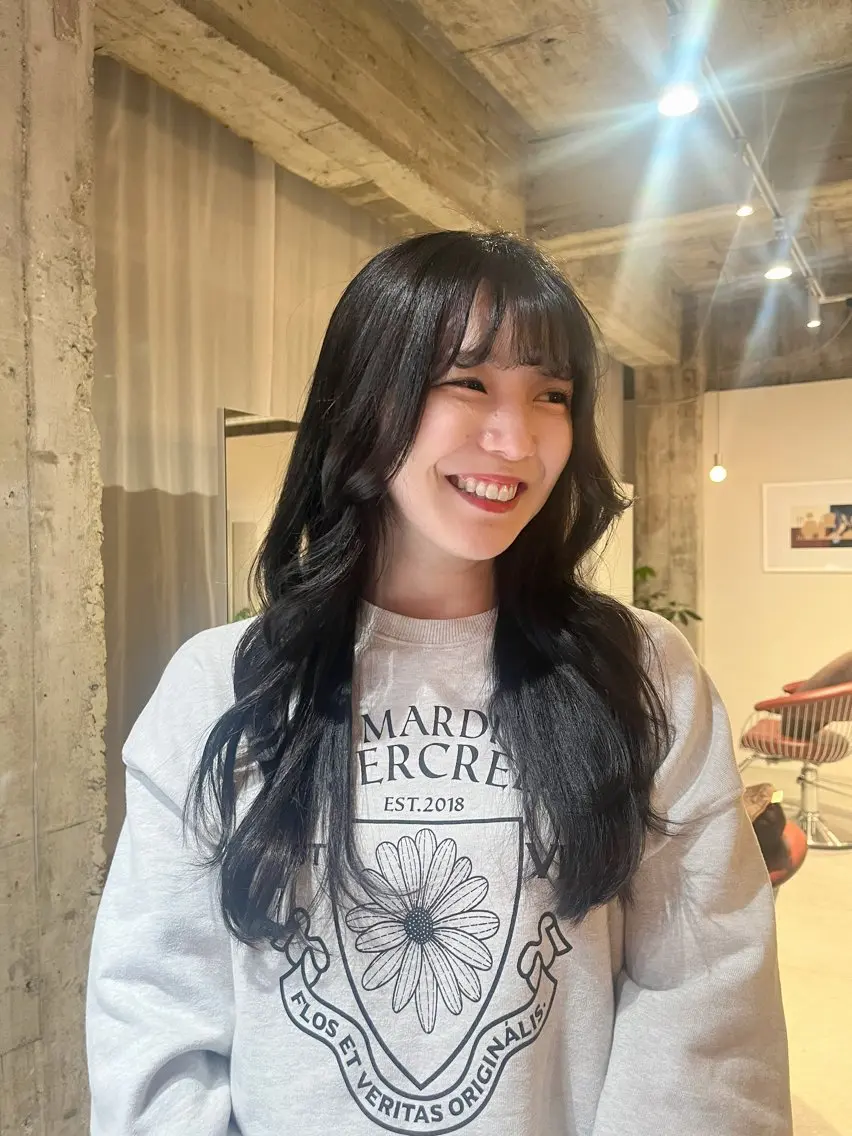 ロング カラー 久保田 群青のヘアスタイル