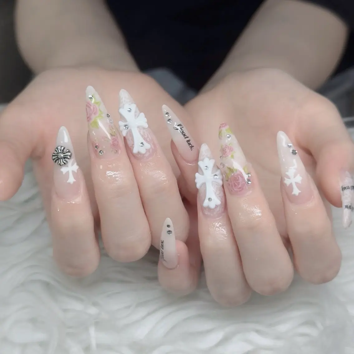ネイル フットネイル フレンチネイル グラデーション 韓国ネイル ロングネイル ハンドネイル Hani Nail Salonのネイルデザイン
