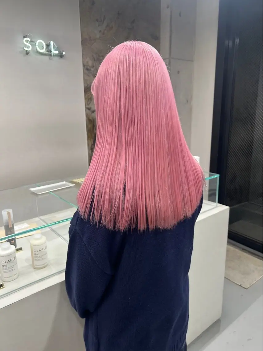 ロング カラー ブリーチ ハイトーンカラー ピンクカラー 縮毛矯正 トリートメント ケアブリーチカラー 橋本一輝のヘアスタイル