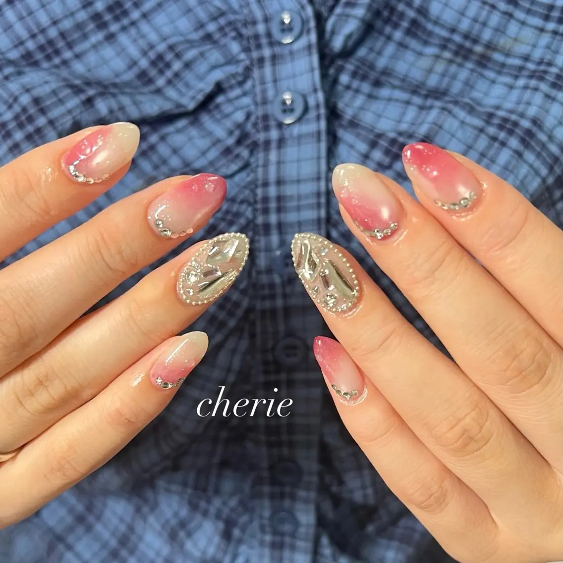ネイル ハンドネイル Chérie moenaのネイルデザイン