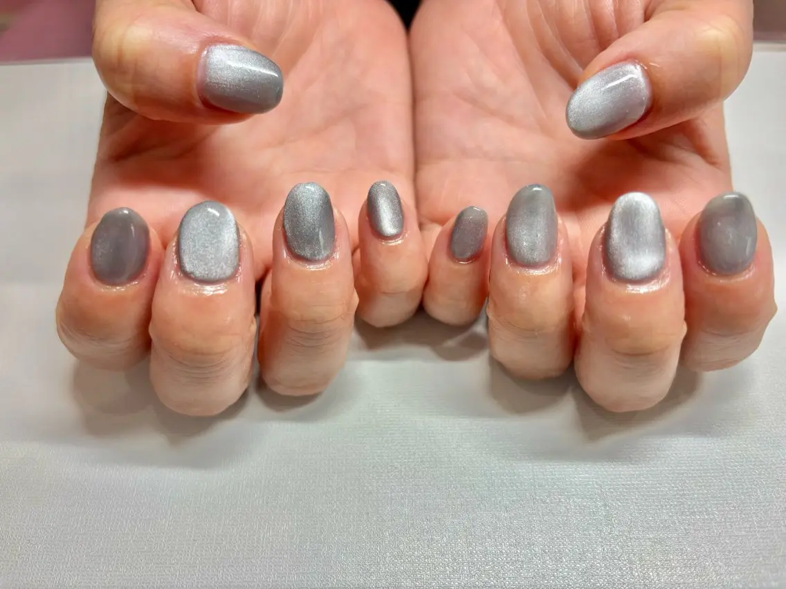 1ヶ月以内の再来限定‼️オフ【あり】hand🥝マグネットの写真