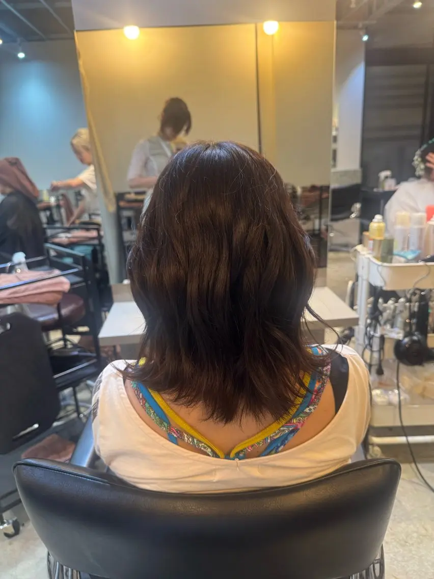 カラー ヘアカラー 櫻木 志穏のヘアスタイル