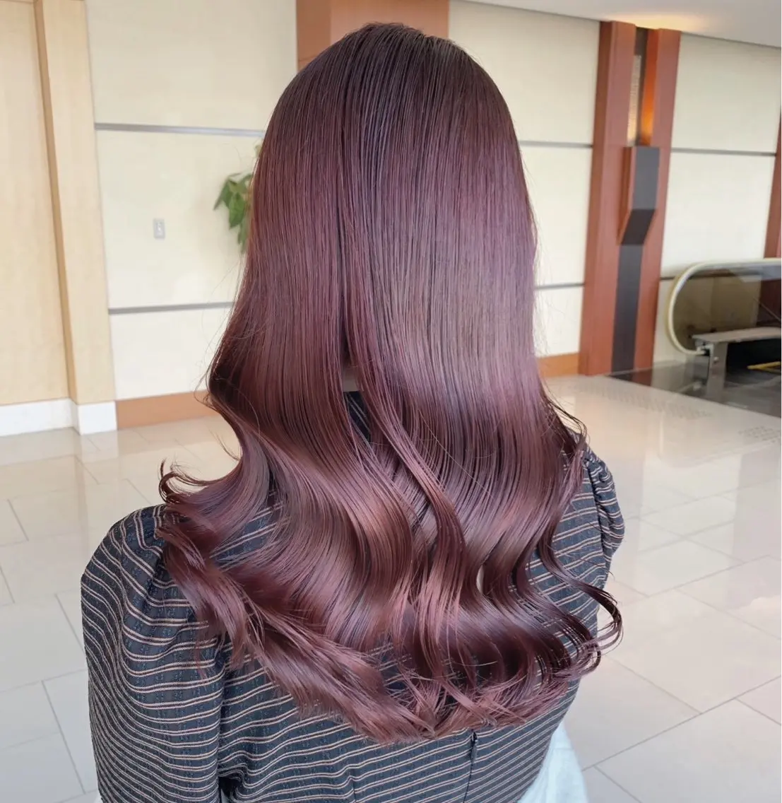 ロング 髪質改善 トリートメント 石崎 はるかのヘアスタイル