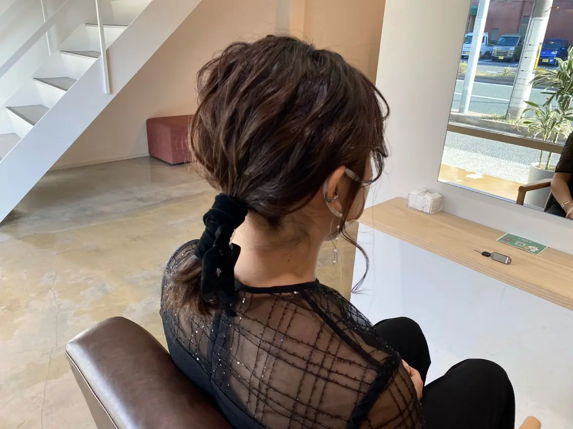 ヘアアレンジ ヘアセット 酸性ストレート/ブリ ーチなしWカラー河本のヘアスタイル