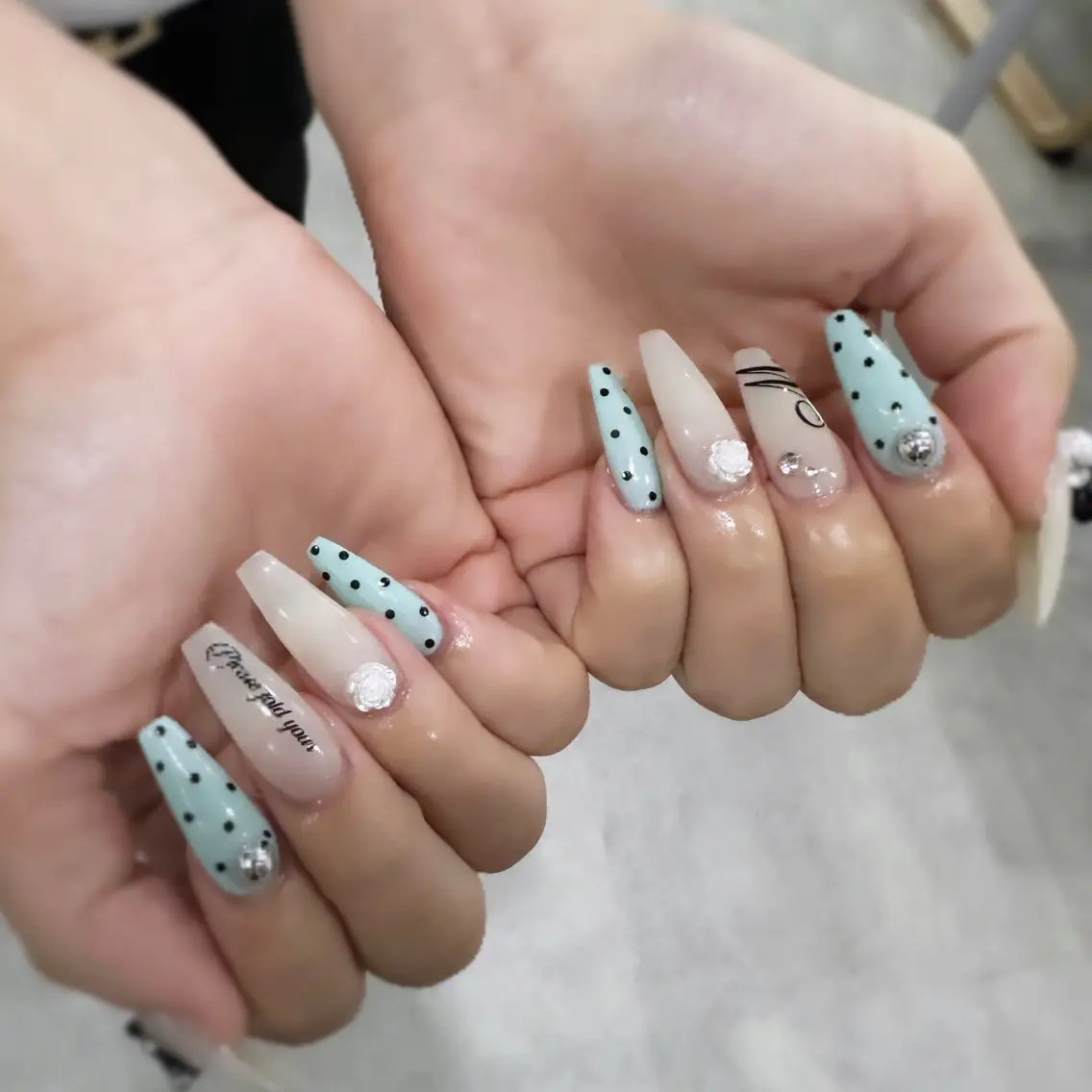 ネイル ハンドネイル Celeste 福井ネイル Rikoのネイルデザイン