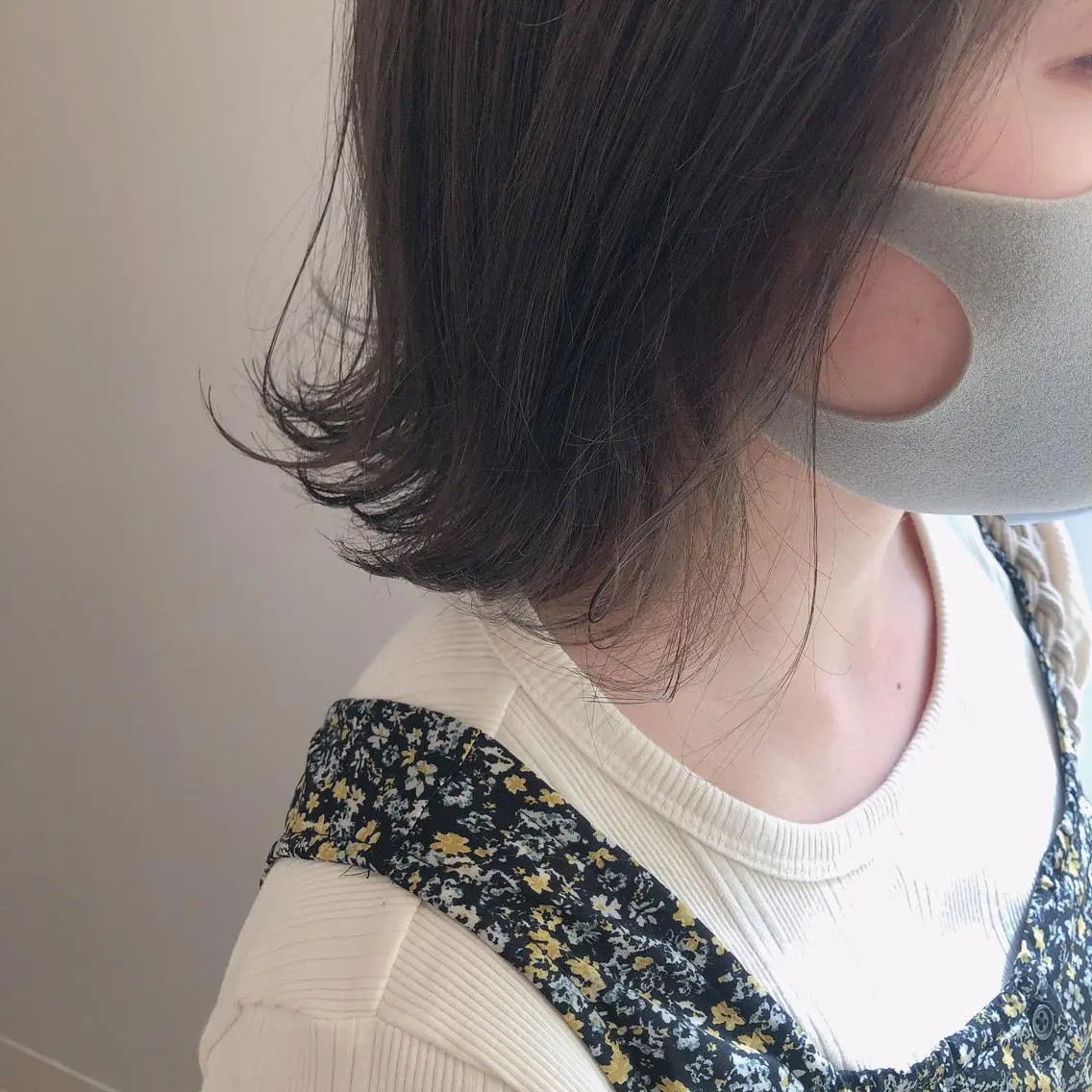 ショート カラー アッシュ アッシュグレー カット ヘアカラー トリートメント 盛れるレイヤーカット 得意🌹井上美沙のヘアスタイル