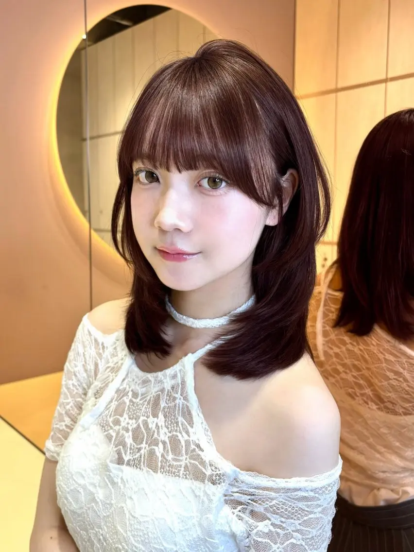 ミディアム ミディアムレイヤー レイヤーカット 大宮ミディアムレイヤ ー🍒🌙Kaoriのヘアスタイル