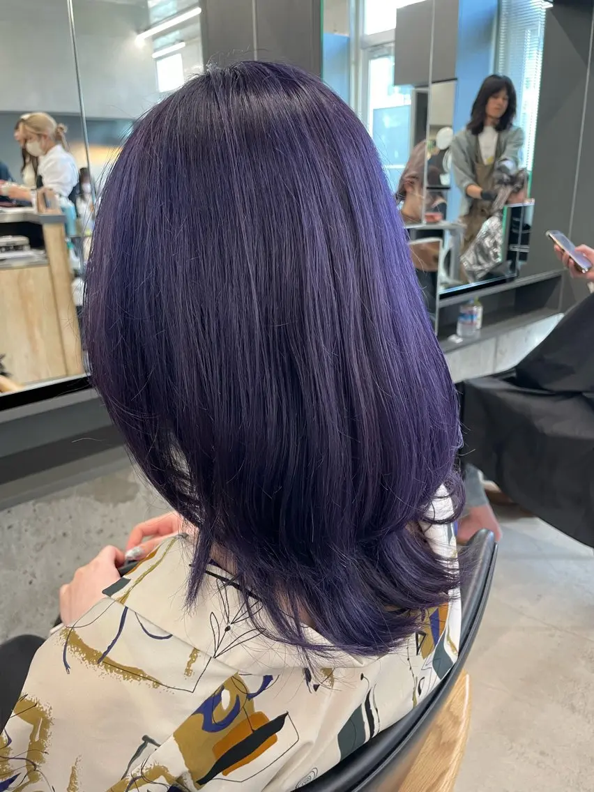 ミディアム カラー ヘアカラー トリートメント インナーカラー 推し ブリーチ 髪質改善のヘアスタイル