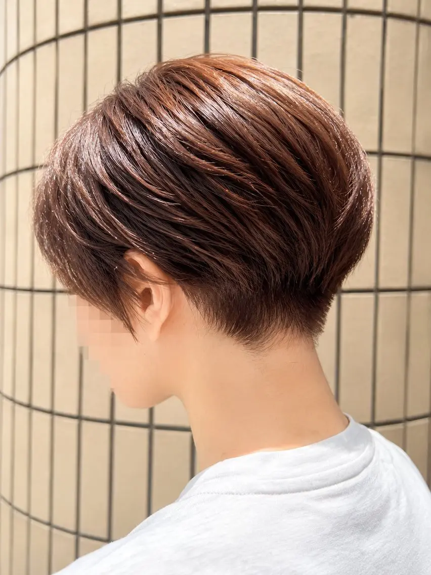 ショート カラー ブラウンカラー カット ヘアカラー トリートメント 斉藤 明香のヘアスタイル