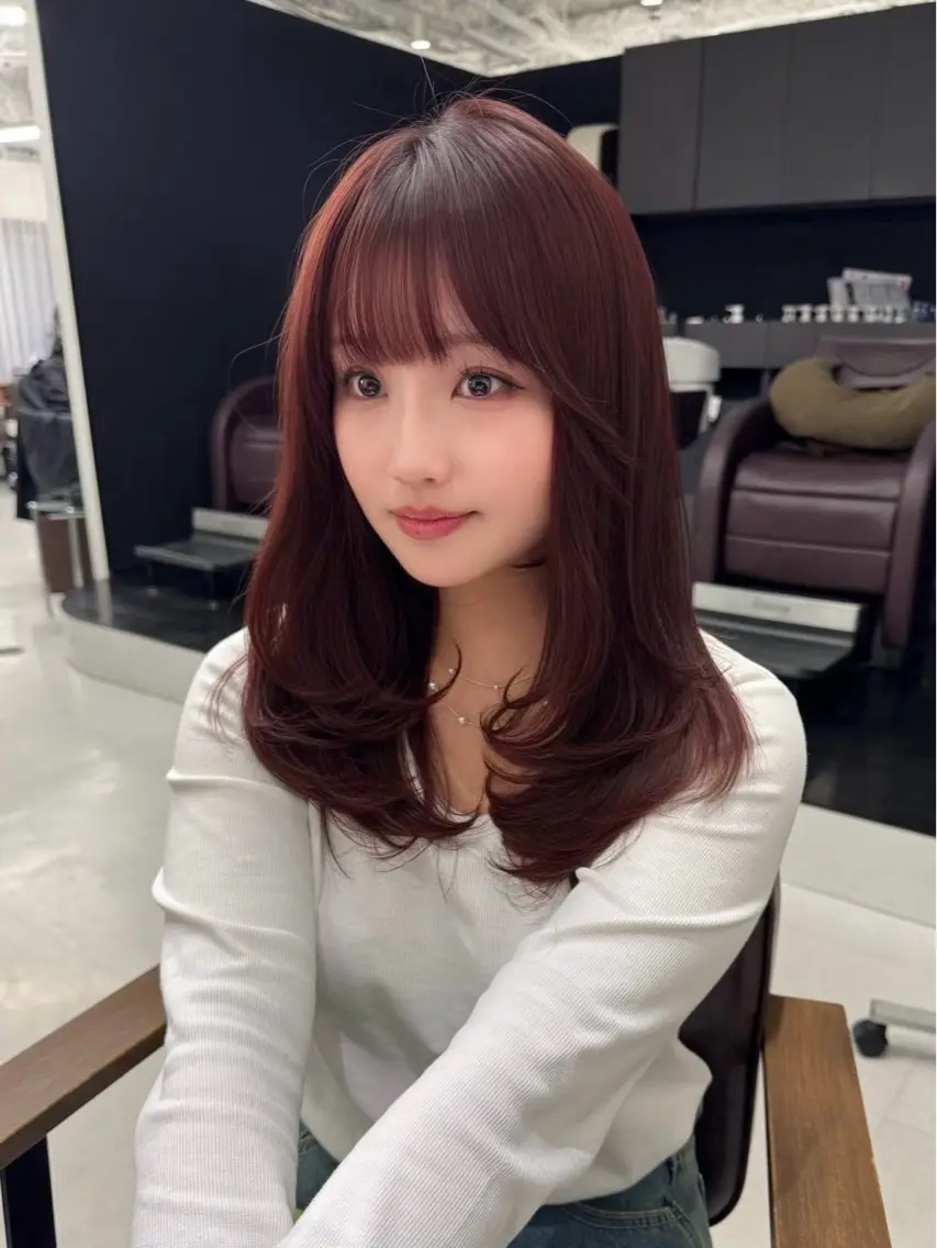 セミロング 坂本 小春のヘアスタイル