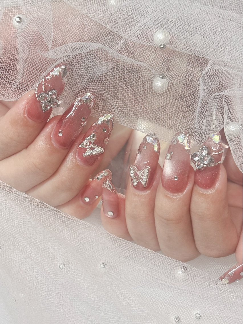 ネイル Lutena Satouのネイルデザイン