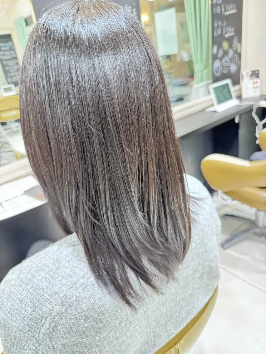 セミロング Yoshitsugi Fukaのヘアスタイル