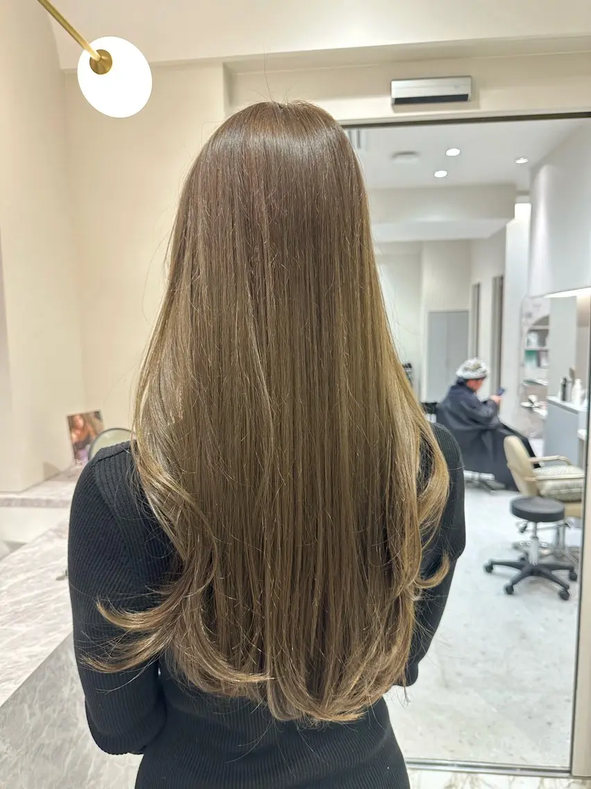 ロング カラー カット ヘアカラー トリートメント 韓国レイヤー✨ yasuko銀座のヘアスタイル