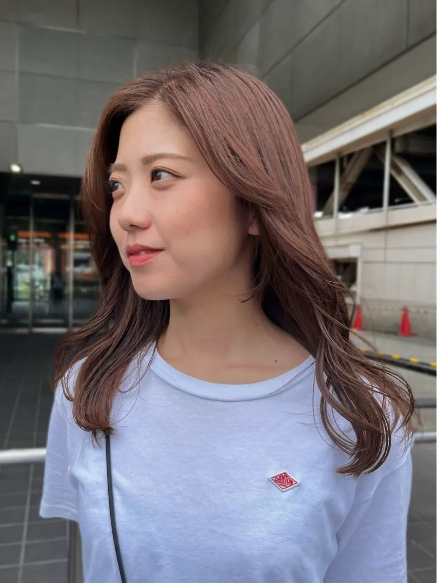 セミロング ヘアカラー YUI🍊 ボブ/レイヤーカットのヘアスタイル