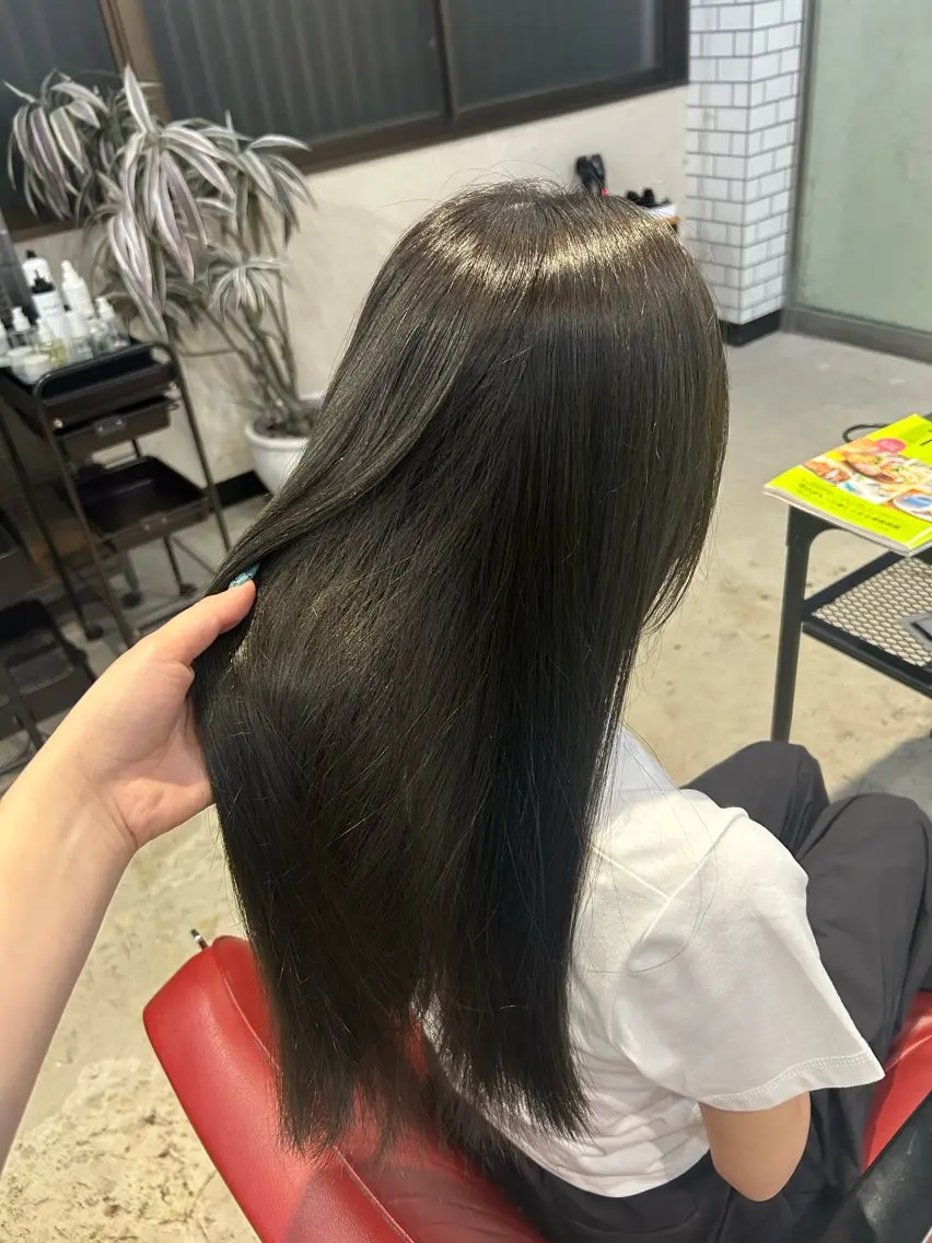 カラー ヘアカラー 植吉 琉月のヘアスタイル