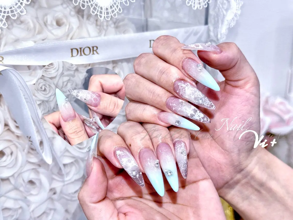 ネイル ハンドネイル ✨Nailsalon Vi+✨のネイルデザイン