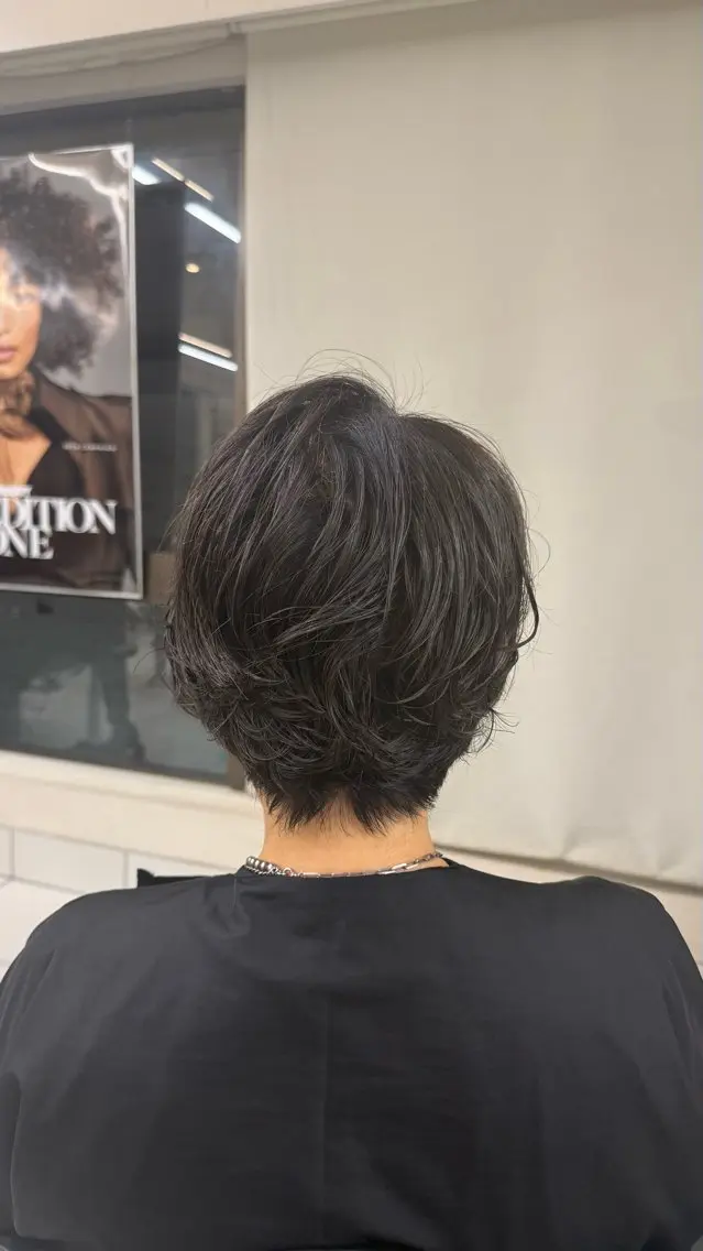 ショート パーマ akari / ミディアムパーマのヘアスタイル