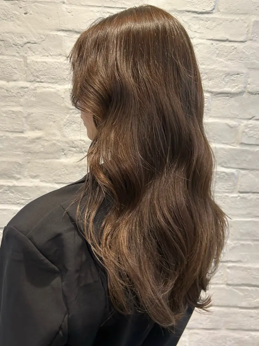 ロング ヘアカラー コテ巻き風パーマ🫧 韓国パーマ反町海大のヘアスタイル