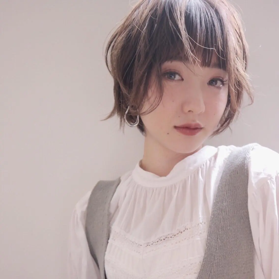 ショート カラー 吉川 ミチオ 【SHIKIO】のヘアスタイル
