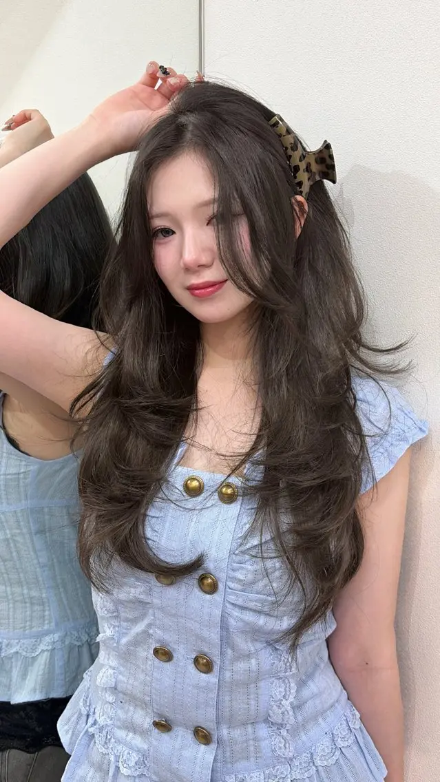 ロング ヘアカラー トリートメント ヘアセット vivie Madokaのヘアスタイル
