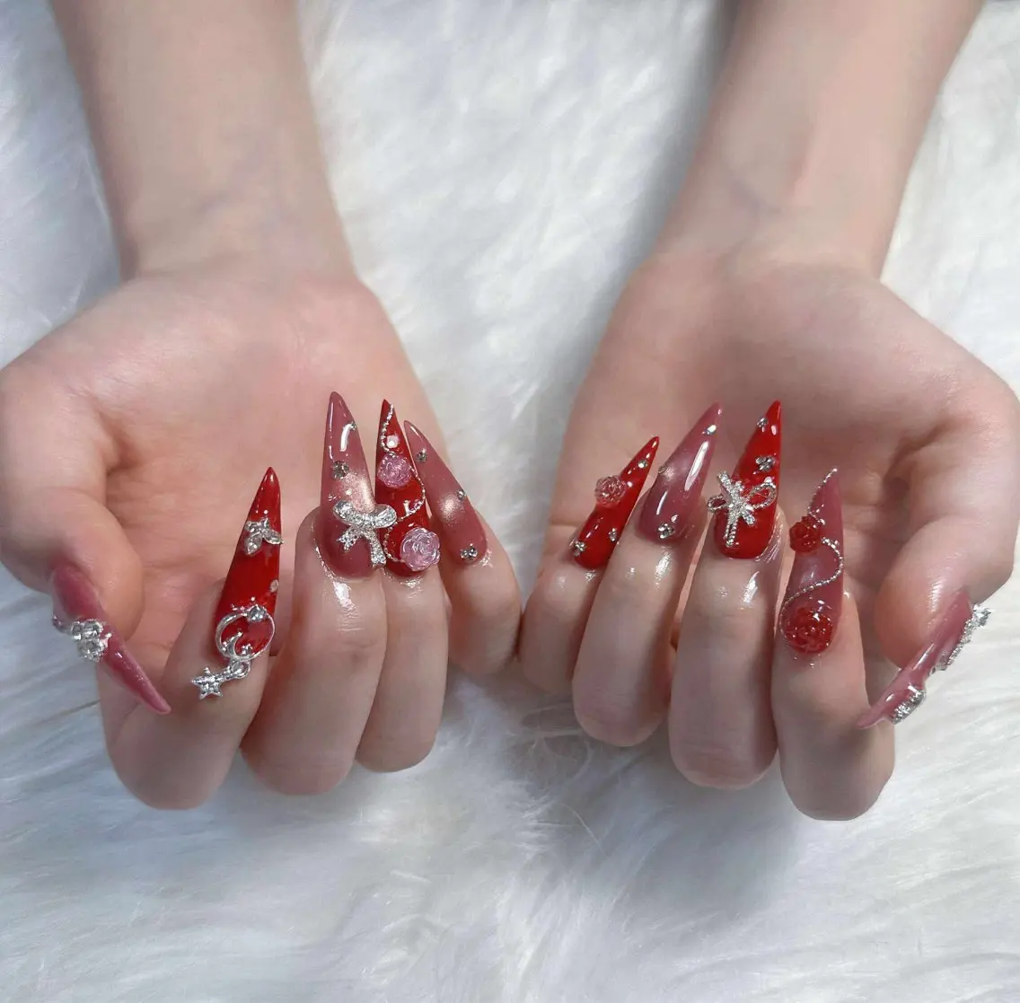 ネイル Hin Hana Nailのネイルデザイン