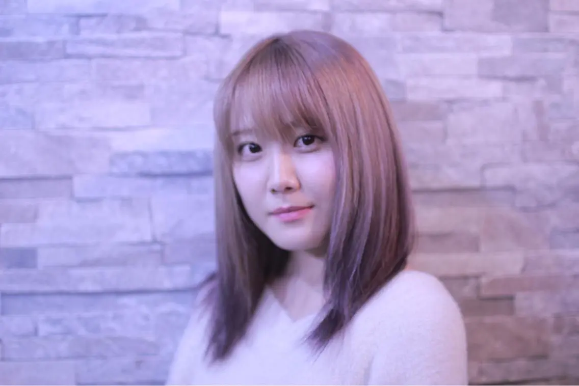 ミディアム パープルカラー ヘアカラー トリートメント 大通り1番出口1分 髪質改善ヴィソップのヘアスタイル