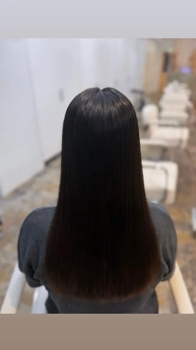 ロング 透明感カラー🫧.⋆ 真奈のヘアスタイル