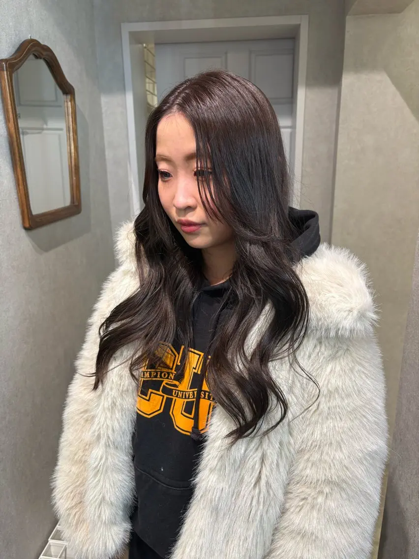 ロング ヘアカラー 透明感モテスタイル 💞SHIORI💞のヘアスタイル