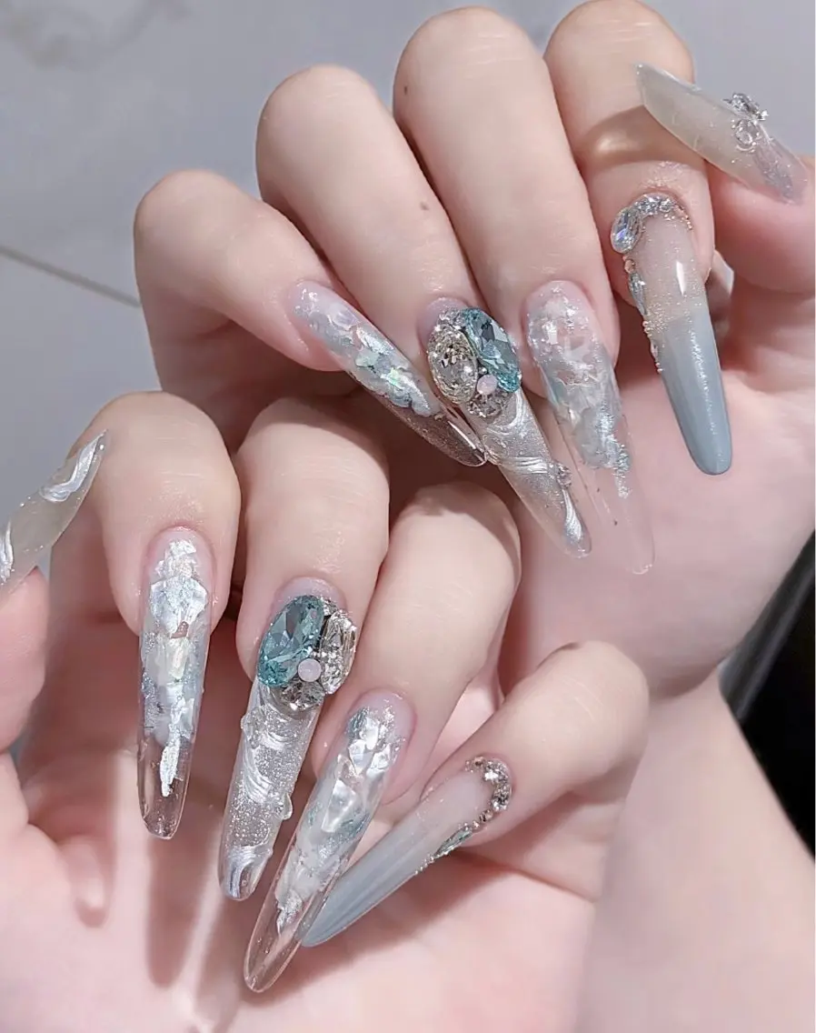ネイル ハンドネイル Luvia Ginzaのネイルデザイン