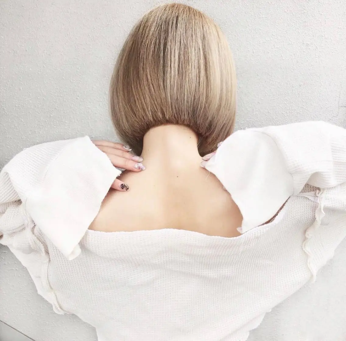 ショート カラー ヘアアレンジ KONOMI スタイリストのヘアスタイル